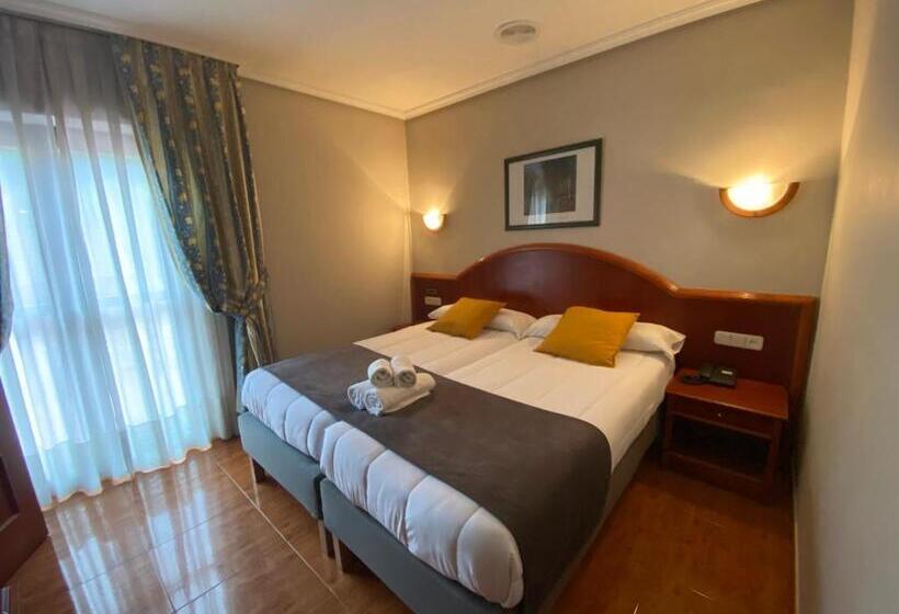 スタンダード４人部屋, Apartamentos Peña Santa