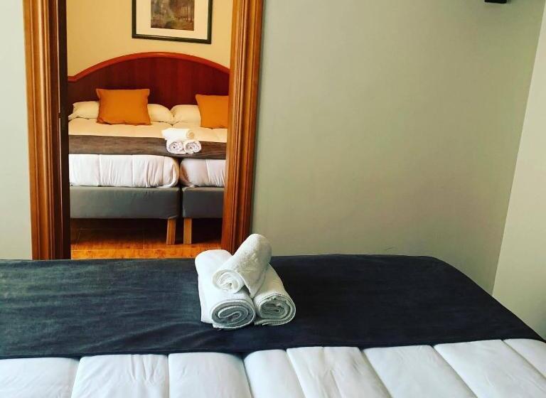 スタンダード４人部屋, Apartamentos Peña Santa