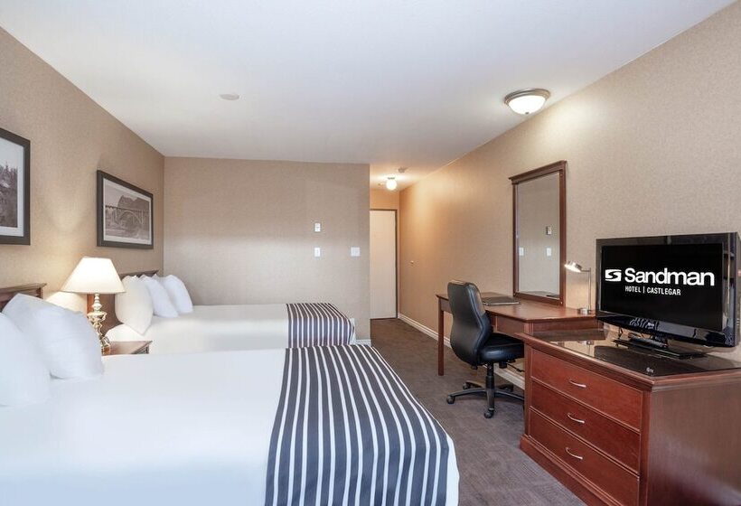 חדר סטנדרט שתי מיטות זוגיות, Sandman Hotel Castlegar