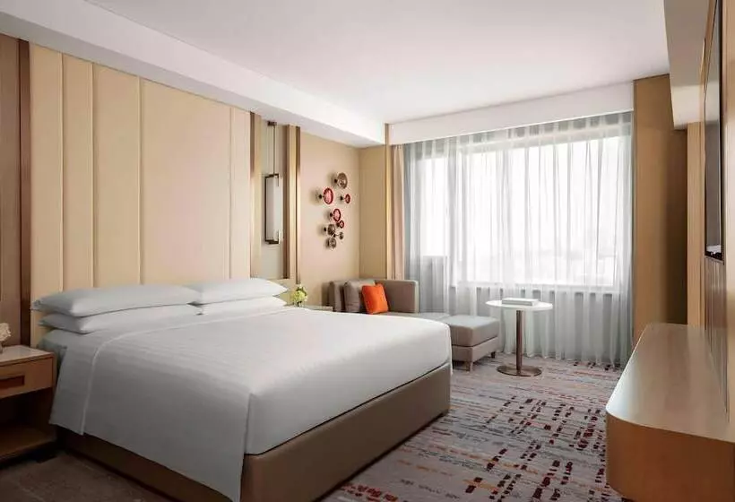 سوییت اجرایی, Shanghai Marriott Hotel Hongqiao
