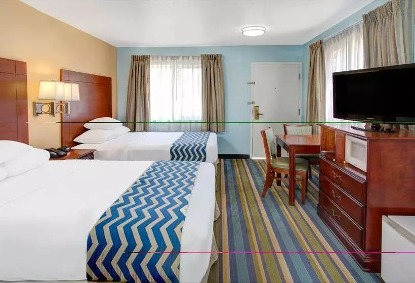 اتاق استاندارد برای معلولان, Travelodge By Wyndham Bishop