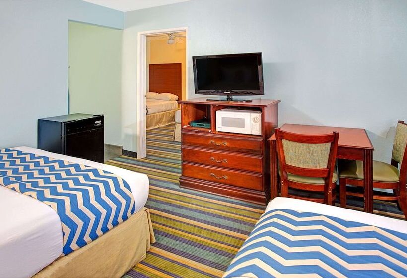 침실 2개 스위트, Travelodge By Wyndham Bishop