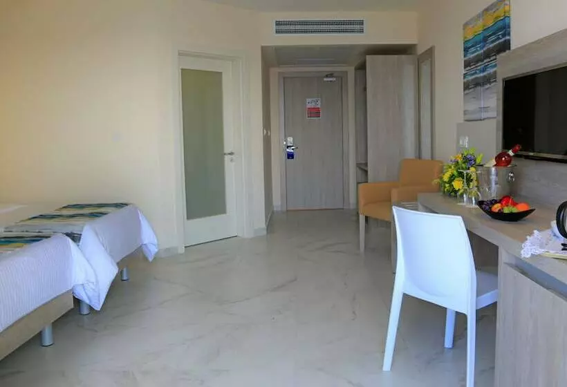 اتاق خانوادگی, Riviera Spa Resort - Adults Only