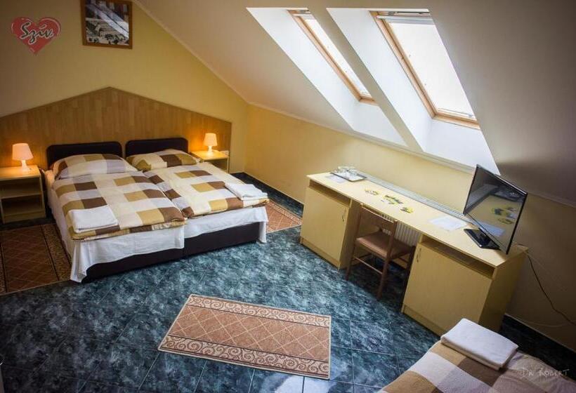 스탠다드 트리플 룸, Cívis Szálláshely