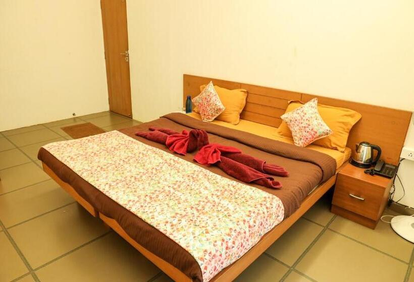 Deluxe-huone, Surya Kiran Miramar