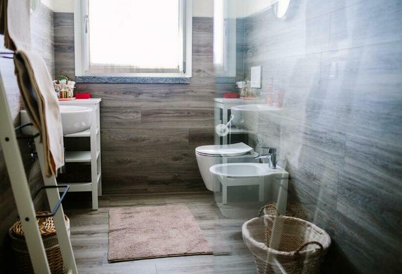 اتاق استاندارد, Agriturismo Familiare I Giardini Del Lago