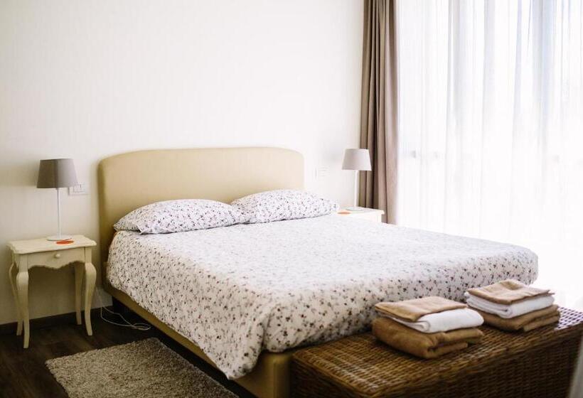 اتاق استاندارد, Agriturismo Familiare I Giardini Del Lago