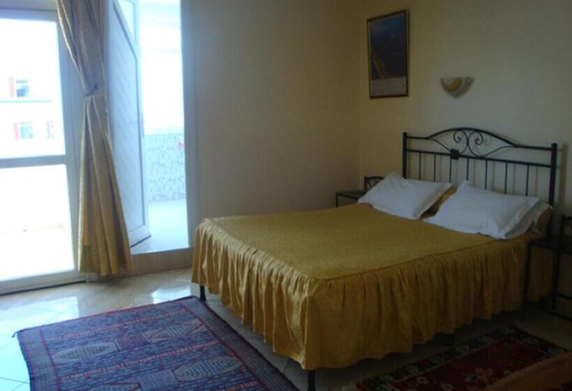 家庭间, Hôtel Petite Suède