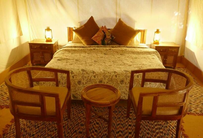 Standard Tent, Madho Bagh