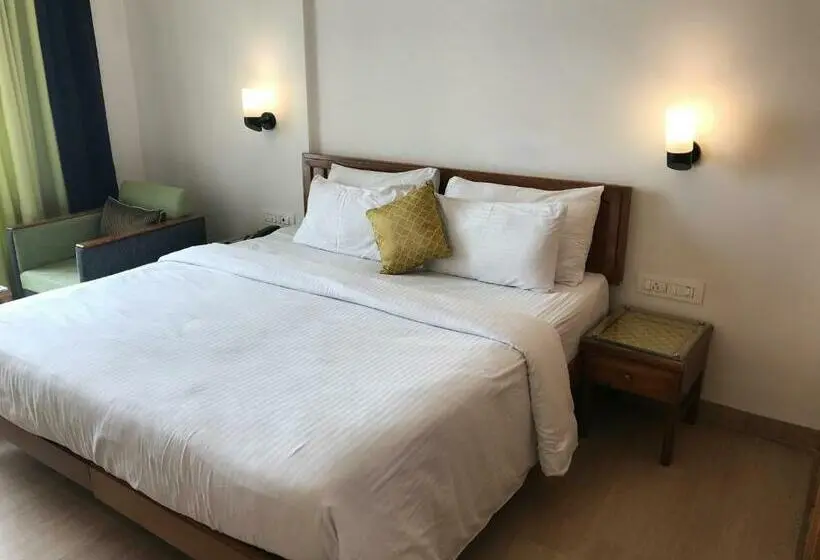اتاق استاندارد با چشمانداز کوهستان, The Three Oaks Boutique
