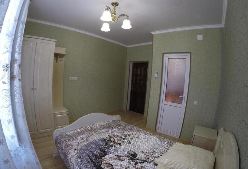 اتاق استاندارد, Alan