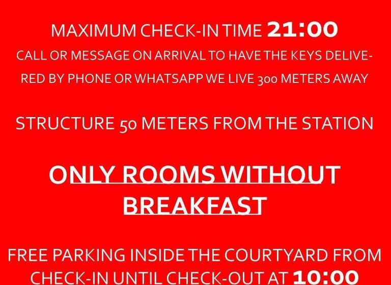 اتاق استاندارد چهار تخته, Alexander Rooms