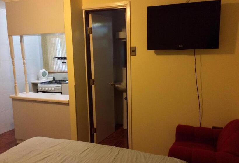 استودیوی استاندارد, Hostal Brisas Del Sur