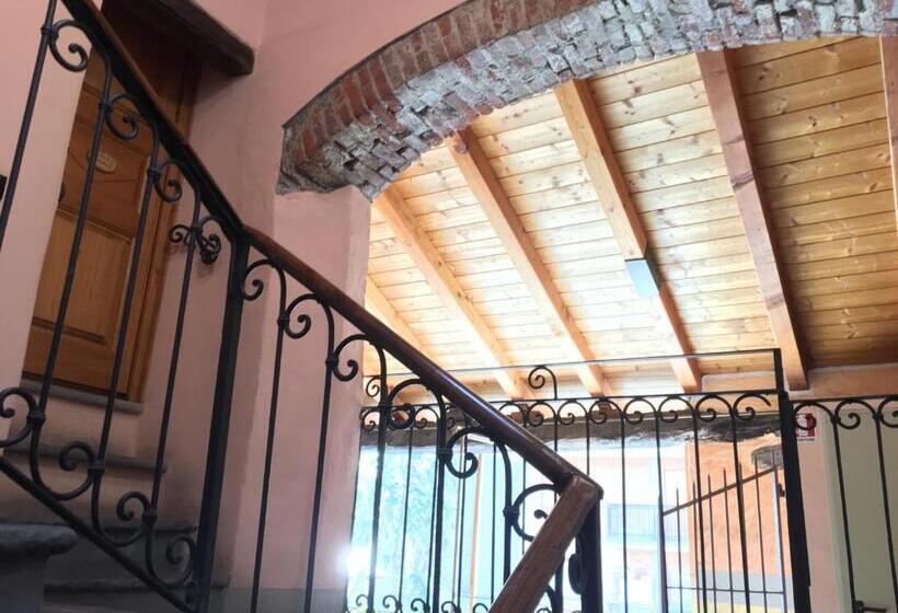 اتاق استاندارد یک نفره, Maison Colombot