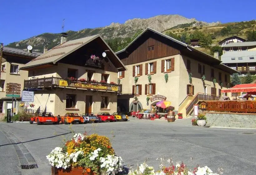 اتاق خانوادگی, La Vieille Auberge