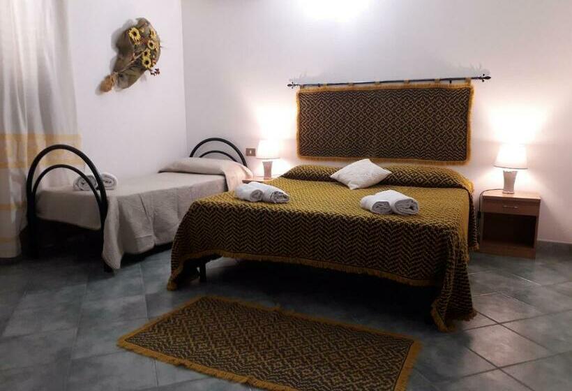 스탠다드 트리플 룸 가든 전망, Agriturismo Quattro Mori