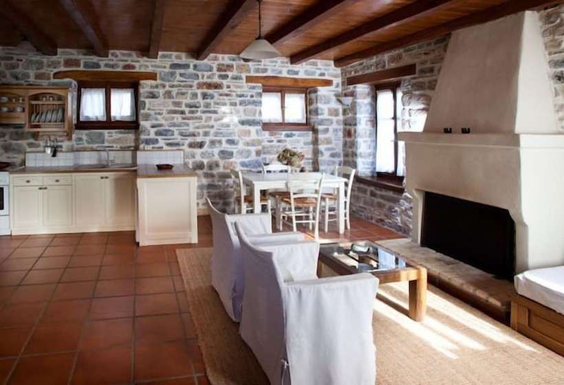 דירת חדר, Amanita Boutique