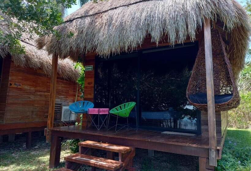 Standard Bungalow, Casa Shiva Bacalar By Mij