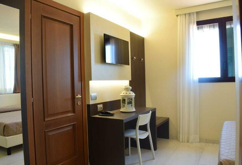 דירת חדר, Del Prado