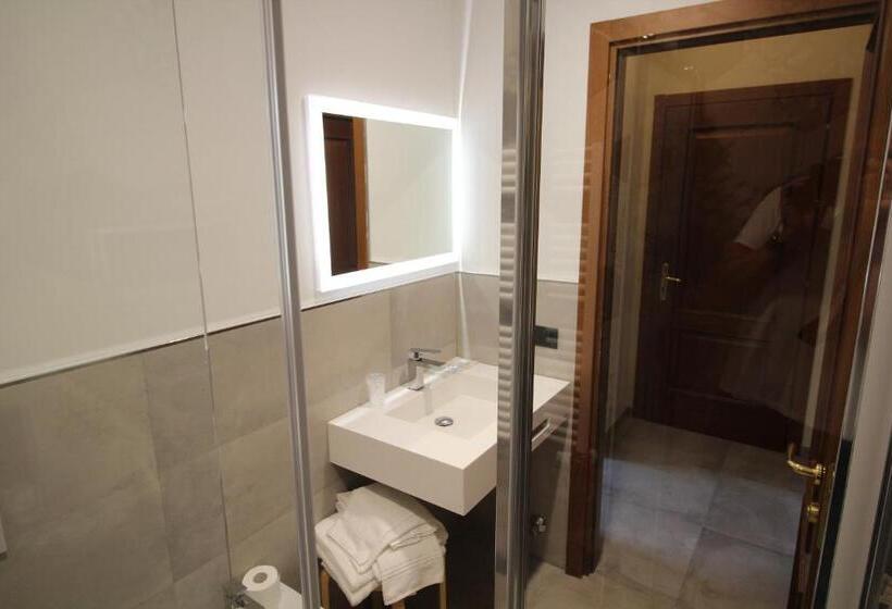 דירת חדר, Del Prado