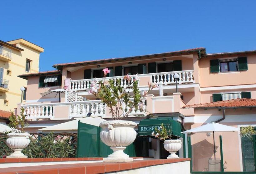 스탠다드 룸, Del Prado