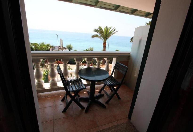 标准间, Del Prado