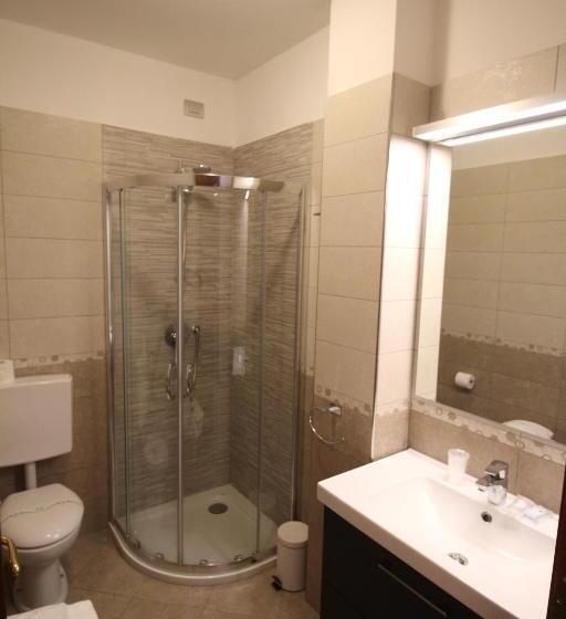 חדר סטנדרט, Del Prado