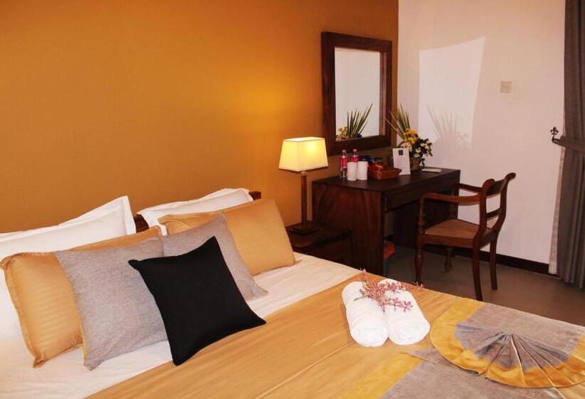 חדר משפחתי דלוקס, Misty Hills Villa Kadugannawa