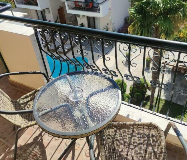 가든 전망 싱글룸, Syrtaki