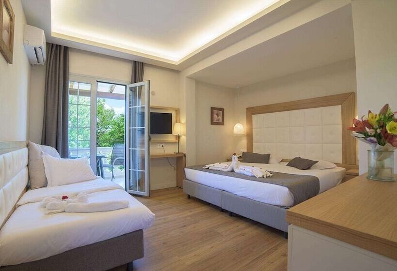 اتاق لوکس با چشم‌انداز باغ, Akron Seascape Resort, A Member Of Brown Hotels