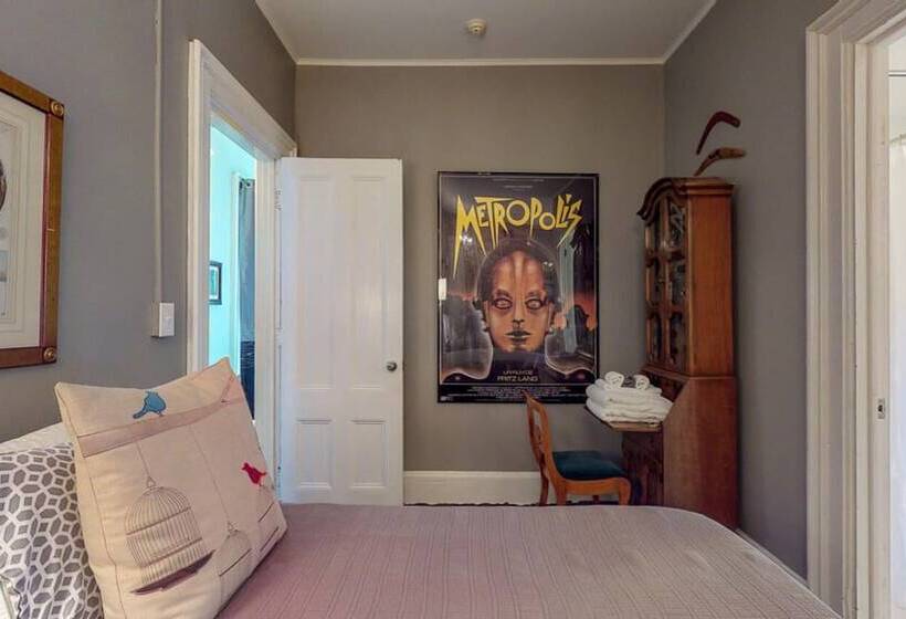 デラックスルーム, Gardner Farm Inn