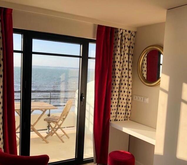 스탠다드 룸 바다 전망, Le Paquebot