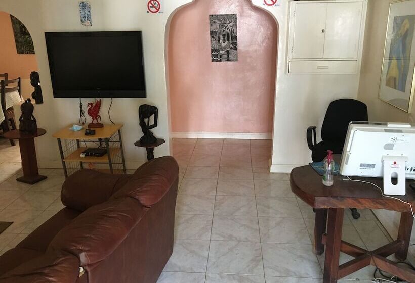 اتاق استاندارد, One World Village Guesthouse