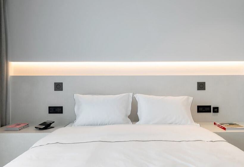 Deluxe люкс с видом, Domes White Coast Milos, Adults Only   Small Luxury Hotels Of The World