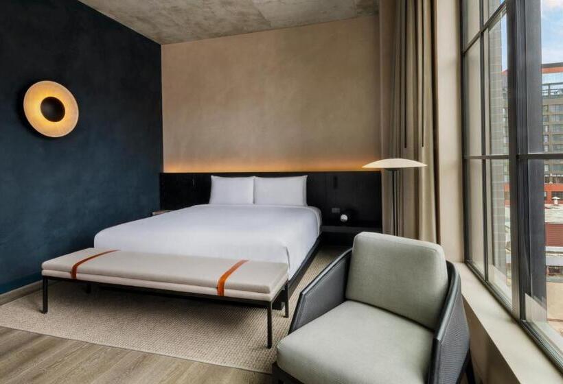 اتاق استاندارد با تخت بزرگ, Nobu Hotel Chicago