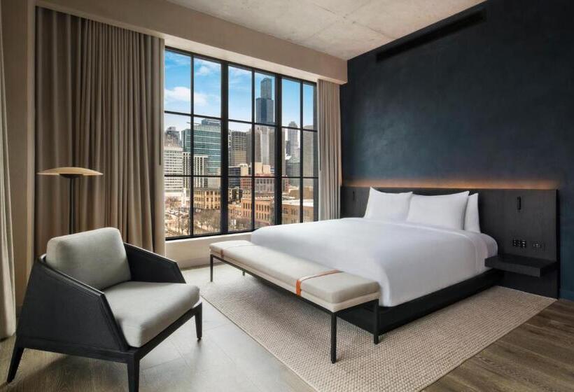 Suite Deluxe, Nobu Hotel Chicago