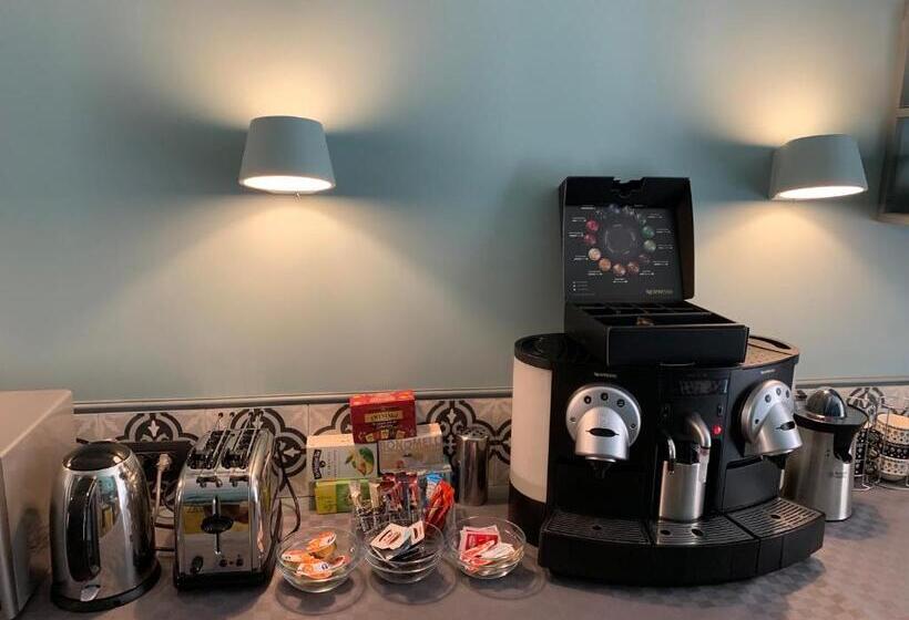 اتاق استاندارد, Domus Alberico