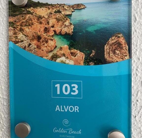 اتاق لوکس با چشم‌انداز دریا, Golden Beach Guest House & Rooftop Bar