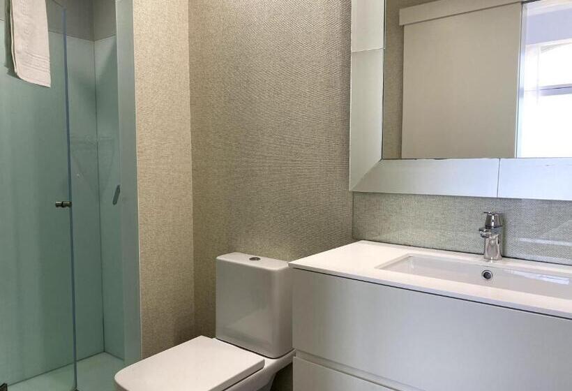اتاق استاندارد, Golden Beach Guest House & Rooftop Bar