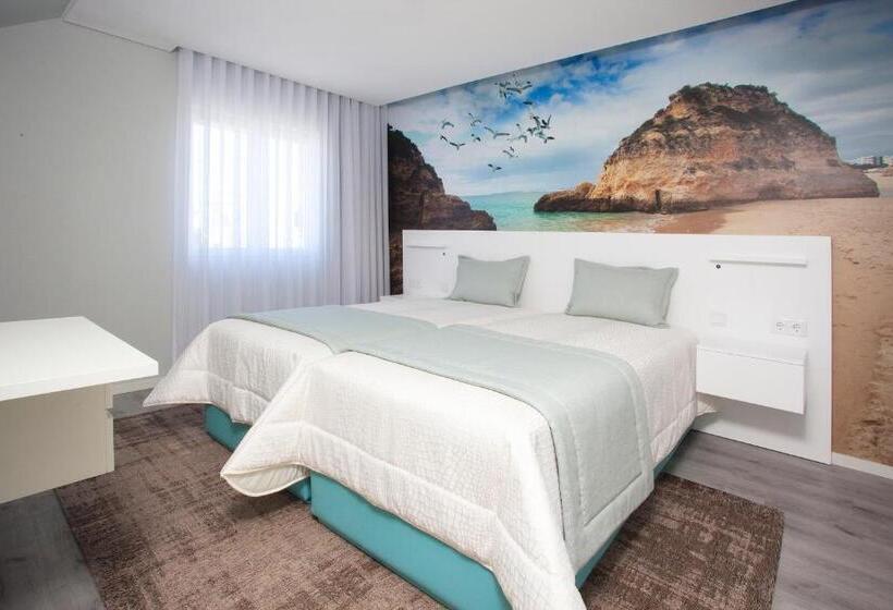 اتاق سوپریور با چشم‌انداز, Golden Beach Guest House & Rooftop Bar