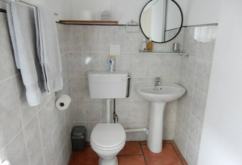 חדר קומפורט לשלושה, Mountain View Swellendam