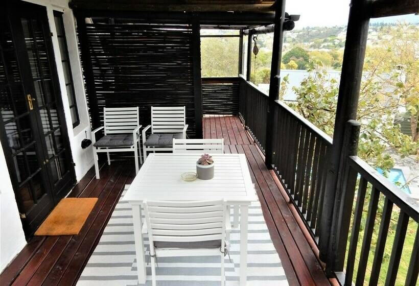 חדר קומפורט לשלושה, Mountain View Swellendam