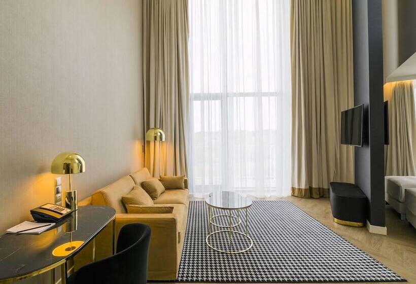 سوییت جونیور با بالکن, Radisson Blu Hotel Sopot