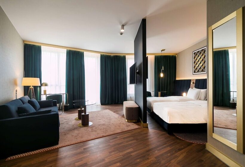 سوییت جونیور با بالکن, Radisson Blu Hotel Sopot