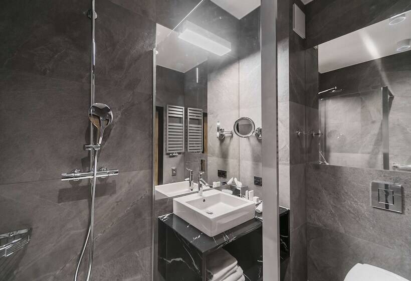 اتاق سوپریور با بالکن, Radisson Blu Hotel Sopot