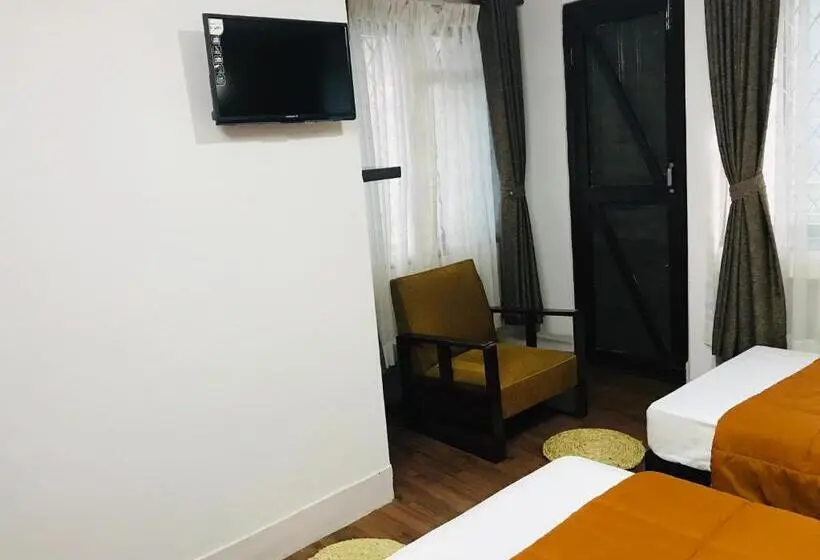 اتاق استاندارد با سرویس بهداشتی مشترک, The Majestic Bed & Breakfast