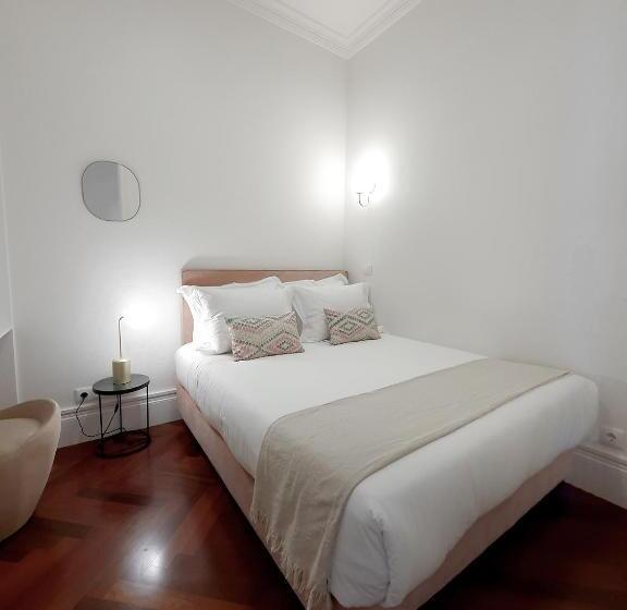 آپارتمان 1 خوابه با چشمانداز باغ, Trindade Premium Apartments