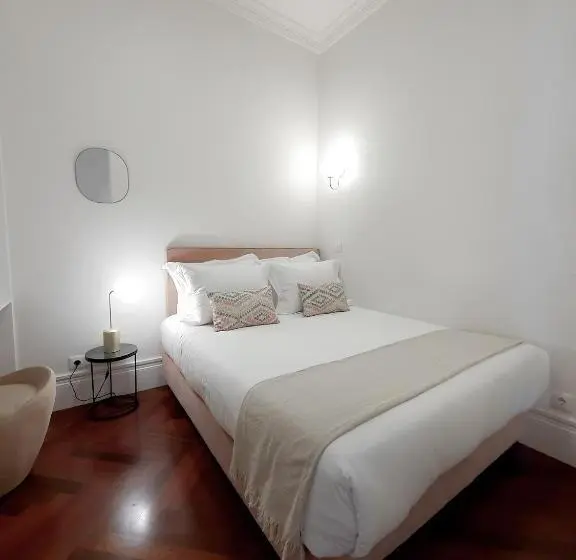 آپارتمان 1 خوابه با چشمانداز باغ, Trindade Premium Apartments