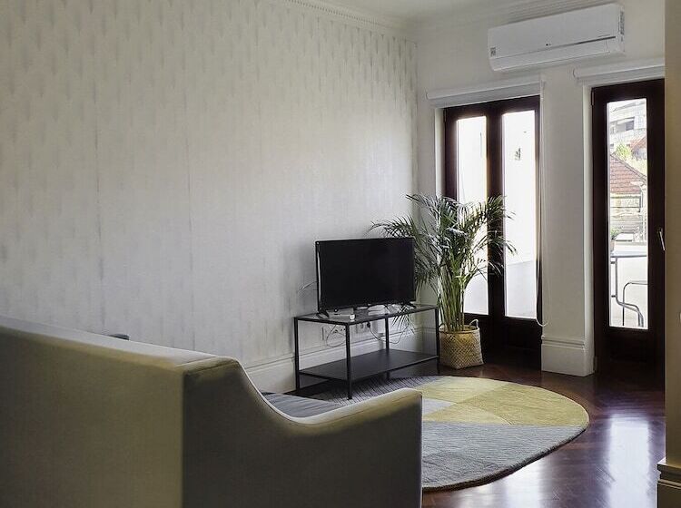 آپارتمان 1 خوابه با تراس, Trindade Premium Apartments