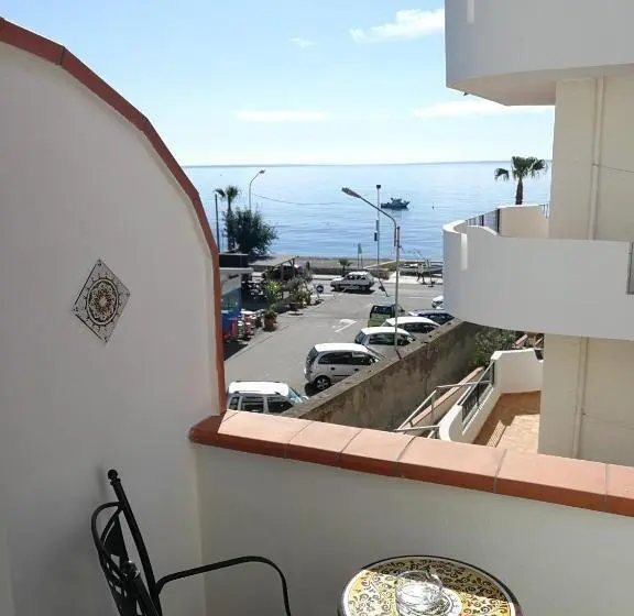 オーシャンビューデラックスルーム, B&b Il Mare Degli Dei